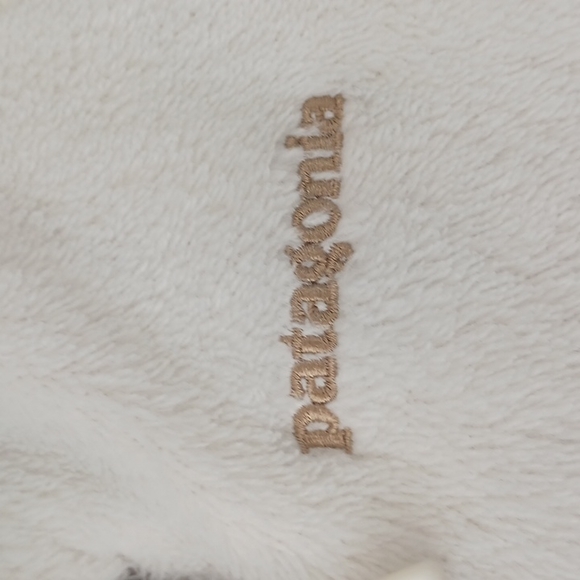 patagonia off white zipper jacket - Picture 3 of 9